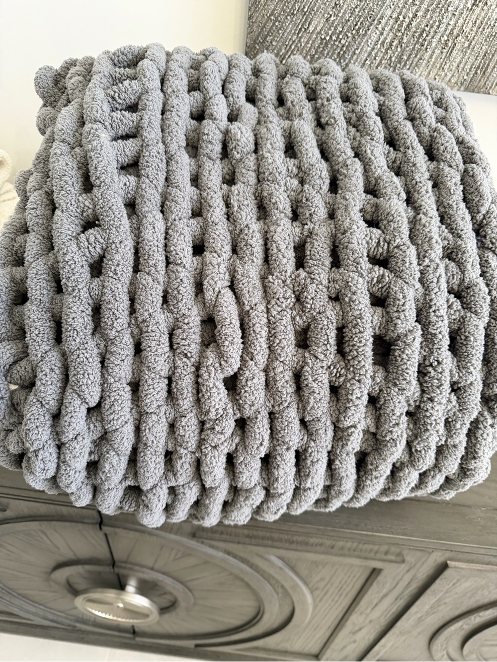 Cozy Chunky Knit Gray Throw Blanket - Picture 9 of 11